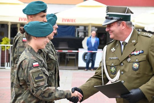 Święto 18. Zamojskiego Pułku Przeciwlotniczego na Rynku Wielkim [ZDJĘCIA]