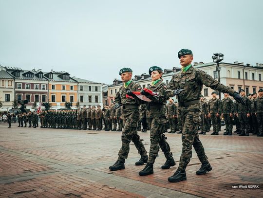 Zamość: Tak świętował 18. Zamojski Pułk Przeciwlotniczy na Rynku Wielkim [ZDJĘCIA]