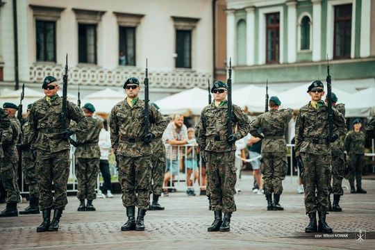 Zamość: 18. Pułk Przeciwlotniczy świętował - galeria zdjęć 