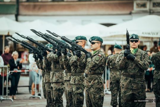 Zamość: 18. Pułk Przeciwlotniczy świętował - galeria zdjęć 