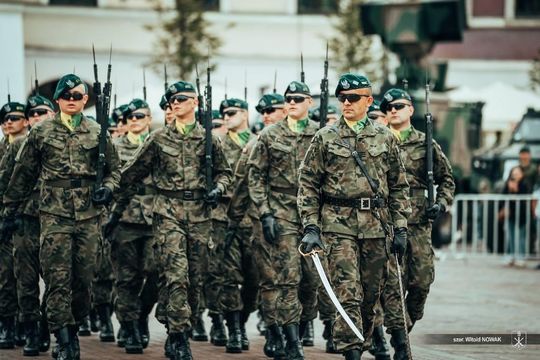 Zamość: 18. Pułk Przeciwlotniczy świętował - galeria zdjęć 