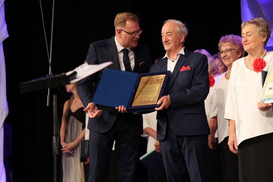 40-lecie chóru Tomaszowiacy i 55-lecie działalności artystycznej Mariana Gumieli [ZDJĘCIA]