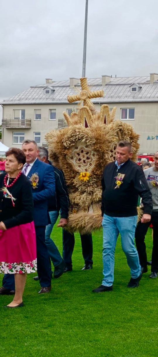 Dożynki Powiatowo-Gminne powiatu zamojskiego w Łabuniach - galeria zdjęć