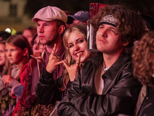 Krasnystaw: Chmielaki 2025. Kult przyciągnął tłumy fanów na koncert [ZDJĘCIA]