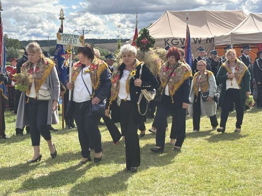 Dożynki w Podhorcach. Tak świętowali mieszkańcy gm. Tomaszów [ZDJĘCIA]