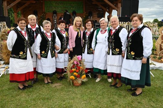 Dożynki w Podhorcach. Tak świętowali mieszkańcy gm. Tomaszów [ZDJĘCIA]