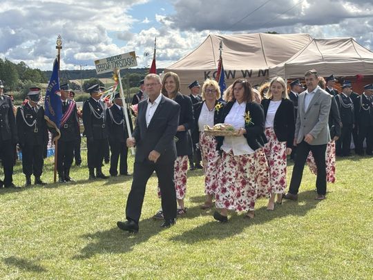Dożynki w Podhorcach. Tak świętowali mieszkańcy gm. Tomaszów [ZDJĘCIA]