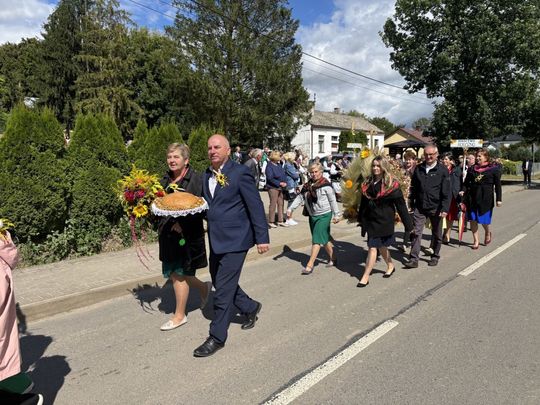 Dożynki w Podhorcach. Tak świętowali mieszkańcy gm. Tomaszów [ZDJĘCIA]