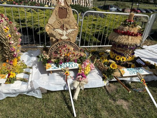Dożynki w Podhorcach. Tak świętowali mieszkańcy gm. Tomaszów [ZDJĘCIA]