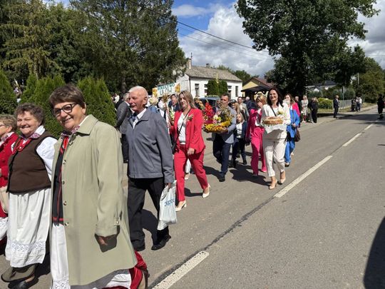 Dożynki w Podhorcach. Tak świętowali mieszkańcy gm. Tomaszów [ZDJĘCIA]