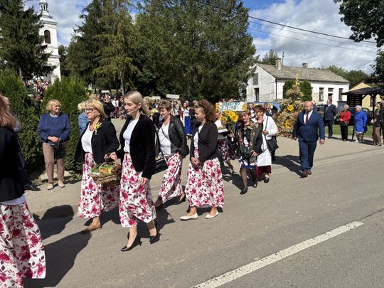 Dożynki w Podhorcach. Tak świętowali mieszkańcy gm. Tomaszów [ZDJĘCIA]