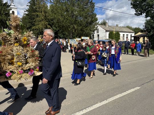Dożynki w Podhorcach. Tak świętowali mieszkańcy gm. Tomaszów [ZDJĘCIA]