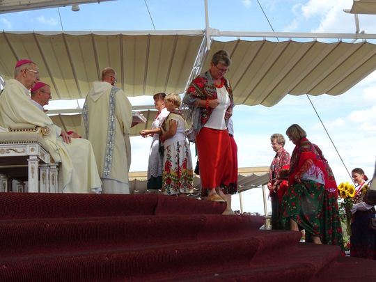 Gospodynie z gminy Rachanie na Ogólnopolskiej Pielgrzymce KGW na Jasną Górę [ZDJĘCIA]