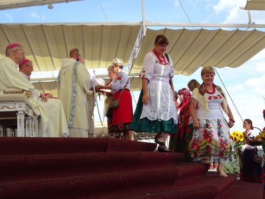 Gospodynie z gminy Rachanie na Ogólnopolskiej Pielgrzymce KGW na Jasną Górę [ZDJĘCIA]