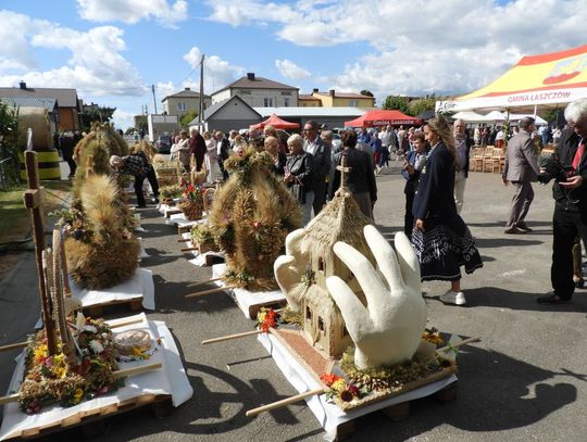 Dożynki w Łaszczowie. Tradycja, wiara i zabawa [ZDJĘCIA]