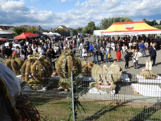 Dożynki w Łaszczowie. Tradycja, wiara i zabawa [ZDJĘCIA]