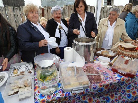 Dożynki w Łaszczowie. Tradycja, wiara i zabawa [ZDJĘCIA]