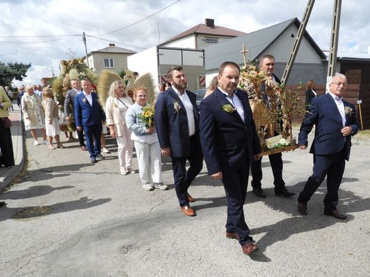 Dożynki w Łaszczowie. Tradycja, wiara i zabawa [ZDJĘCIA]