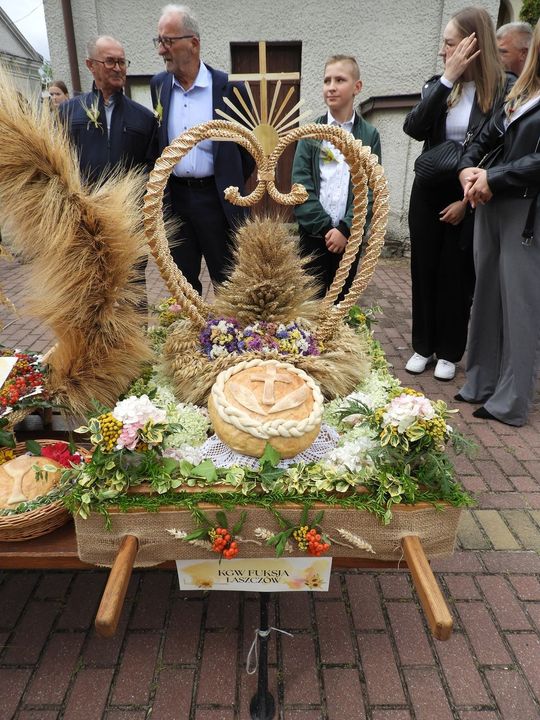 Dożynki w Łaszczowie. Tradycja, wiara i zabawa [ZDJĘCIA]