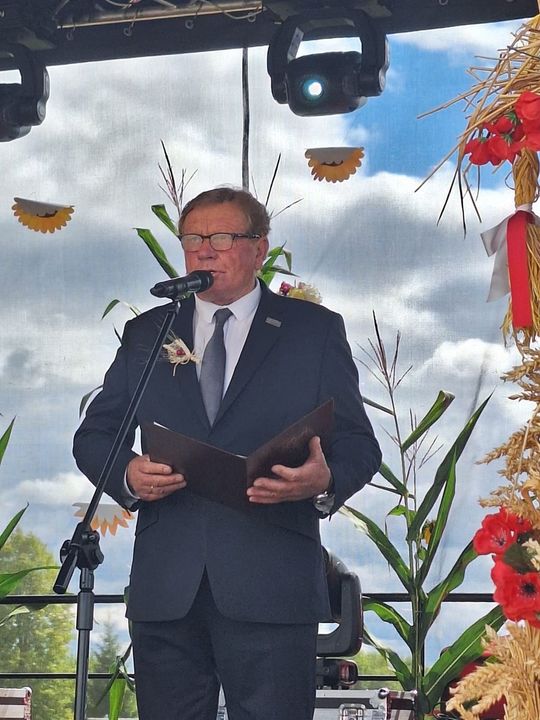 Dożynki w Łaszczowie. Tradycja, wiara i zabawa [ZDJĘCIA]