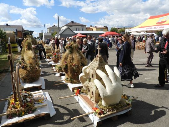 Dożynki w Łaszczowie. Tradycja, wiara i zabawa [ZDJĘCIA]