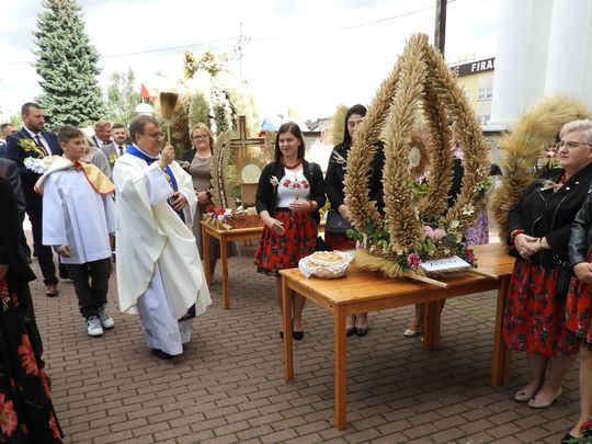 Dożynki w Łaszczowie. Tradycja, wiara i zabawa [ZDJĘCIA]