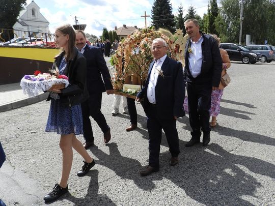Dożynki w Łaszczowie. Tradycja, wiara i zabawa [ZDJĘCIA]