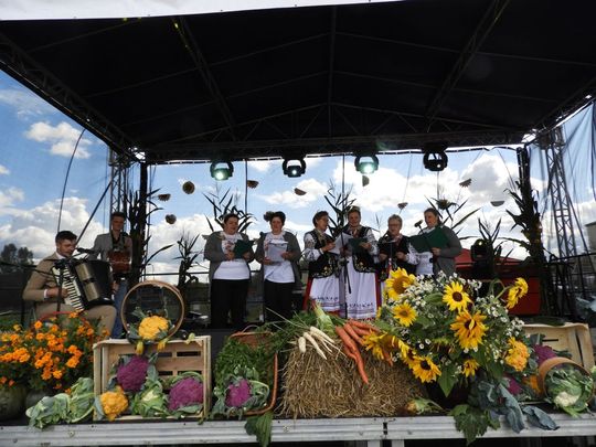 Dożynki w Łaszczowie. Tradycja, wiara i zabawa [ZDJĘCIA]