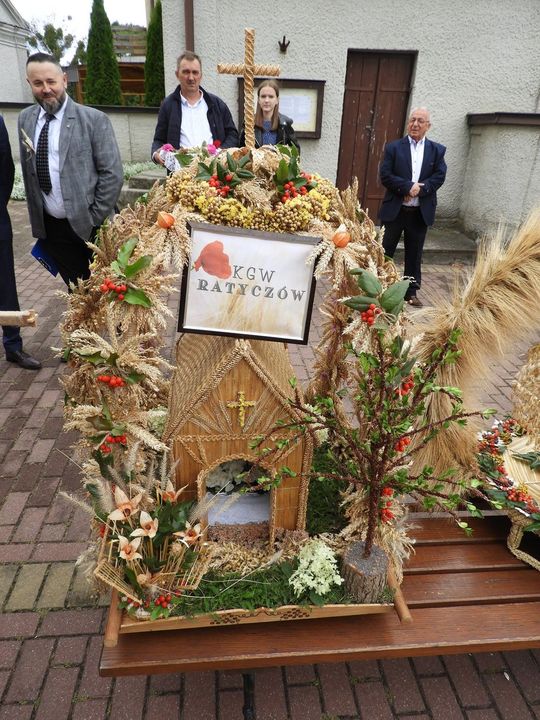 Dożynki w Łaszczowie. Tradycja, wiara i zabawa [ZDJĘCIA]