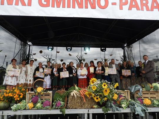 Dożynki w Łaszczowie. Tradycja, wiara i zabawa [ZDJĘCIA]