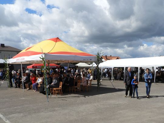 Dożynki w Łaszczowie. Tradycja, wiara i zabawa [ZDJĘCIA]