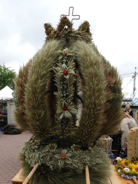Dożynki w Łaszczowie. Tradycja, wiara i zabawa [ZDJĘCIA]