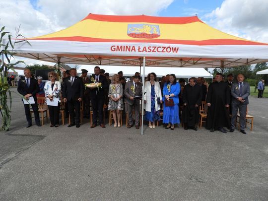 Dożynki w Łaszczowie. Tradycja, wiara i zabawa [ZDJĘCIA]