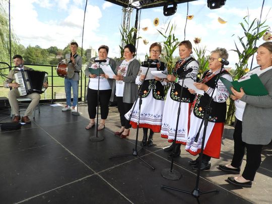 Dożynki w Łaszczowie. Tradycja, wiara i zabawa [ZDJĘCIA]