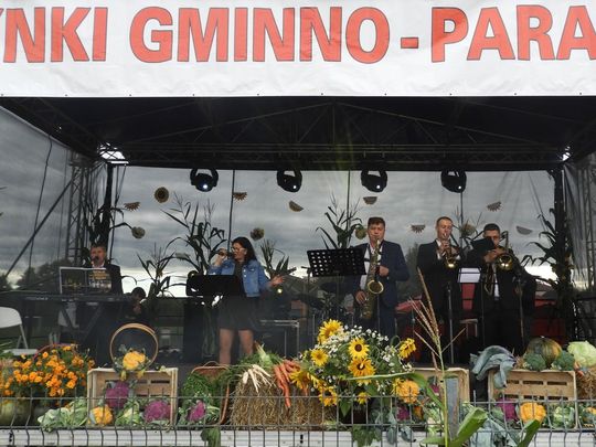 Dożynki w Łaszczowie. Tradycja, wiara i zabawa [ZDJĘCIA]