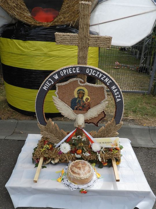 Dożynki w Łaszczowie. Tradycja, wiara i zabawa [ZDJĘCIA]