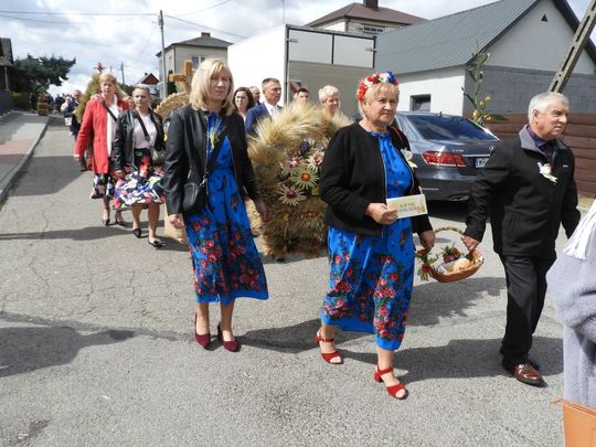 Dożynki w Łaszczowie. Tradycja, wiara i zabawa [ZDJĘCIA]