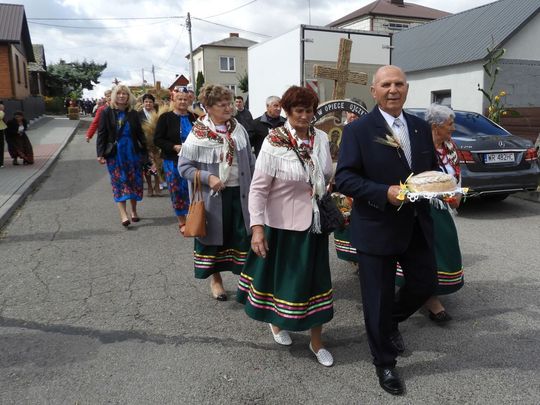 Dożynki w Łaszczowie. Tradycja, wiara i zabawa [ZDJĘCIA]