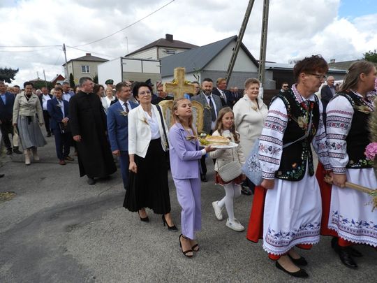 Dożynki w Łaszczowie. Tradycja, wiara i zabawa [ZDJĘCIA]