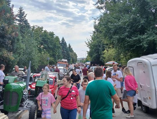 Zamość: Zlot Pojazdów Zabytkowych Roztoczańskiego Muzeum PRL [ZDJĘCIA]