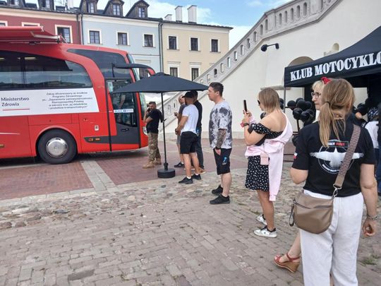 Motoserce w Zamościu: Motocykliści dzieciom - galeria zdjęć