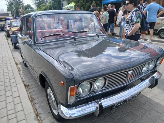 Zlot Pojazdów Zabytkowych w Zamościu - galeria zdjęć