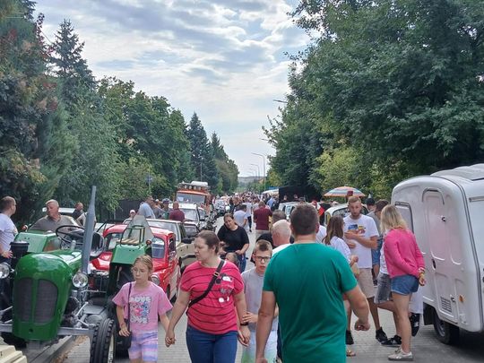 Zlot Pojazdów Zabytkowych w Zamościu - galeria zdjęć