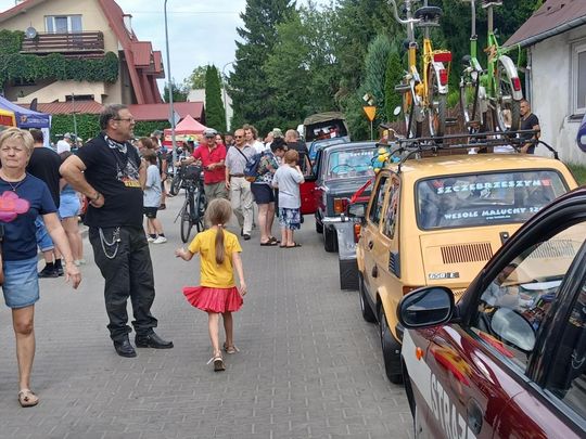 Zlot Pojazdów Zabytkowych w Zamościu - galeria zdjęć