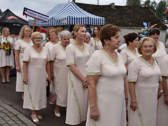 Dożynki powiatu biłgorajskiego w Potoku Górnym - galeria zdjęć