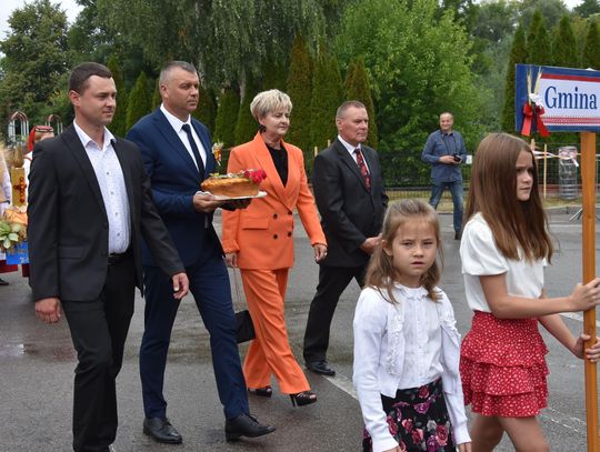 Dożynki powiatu biłgorajskiego w Potoku Górnym - galeria zdjęć