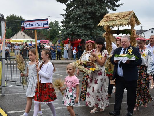 Dożynki powiatu biłgorajskiego w Potoku Górnym - galeria zdjęć