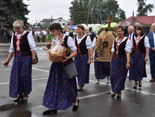 Dożynki powiatu biłgorajskiego w Potoku Górnym - galeria zdjęć