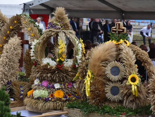 Dożynki powiatu biłgorajskiego w Potoku Górnym - galeria zdjęć