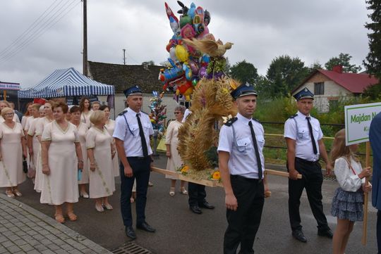 Dożynki powiatu biłgorajskiego w Potoku Górnym - galeria zdjęć